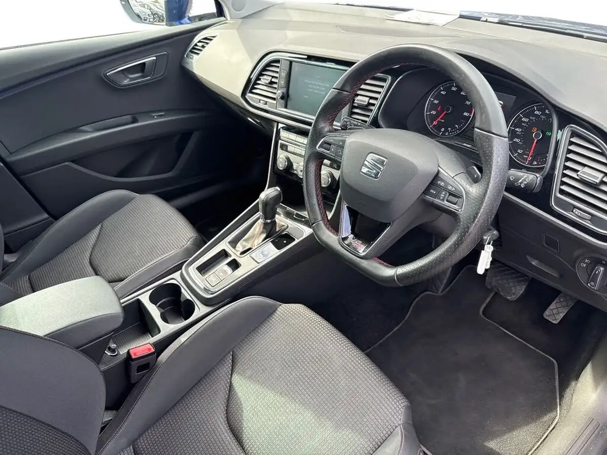 2020-seat-leon-15-tsi-evo-fr-150ps-hatchback-dsg-big-5