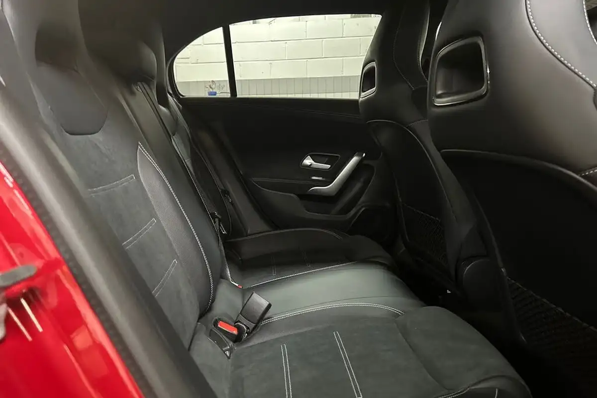 2022-mercedes-benz-a-class-13-a180-amg-line-executive-edition-hatchback-5d-7g-dct-big-16