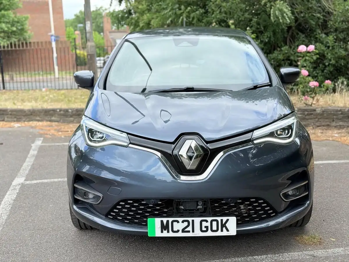 2021-renault-zoe-e-gt-line-big-7