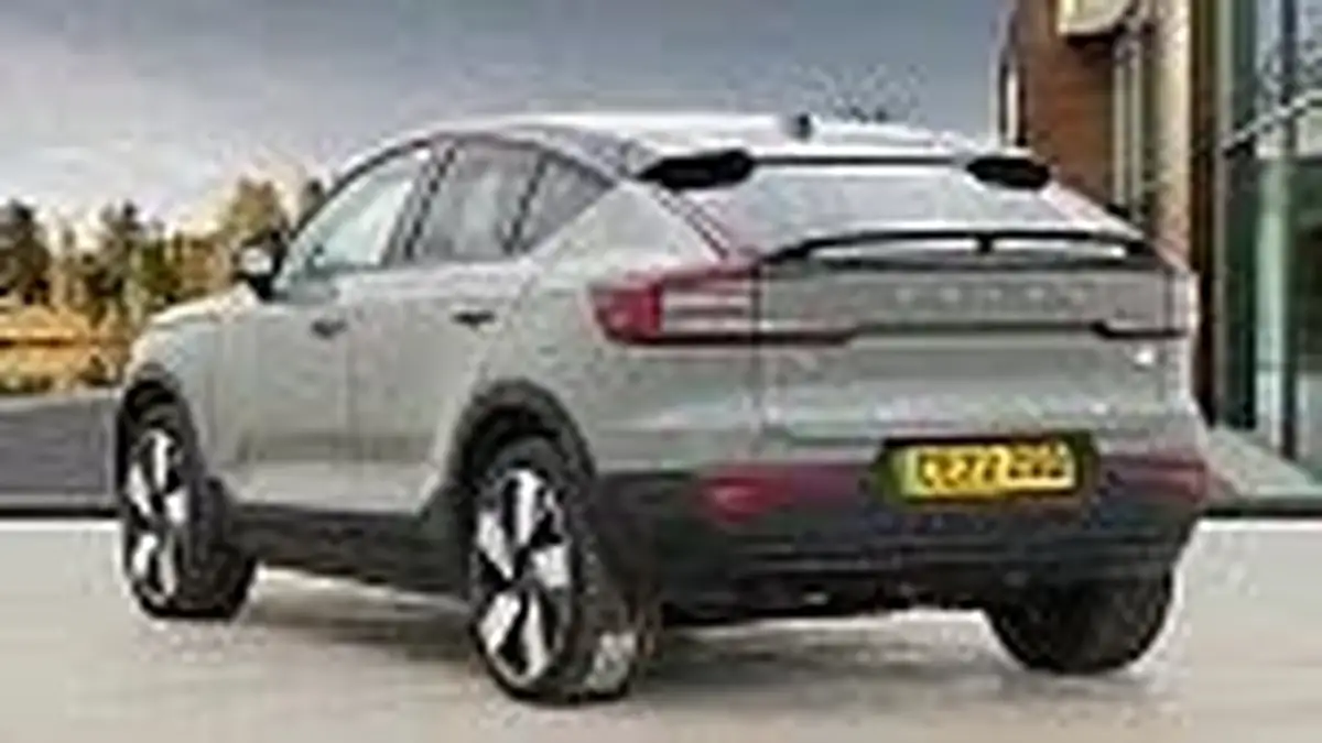 2022-volvo-c40-e-twin-recharge-pro-big-10