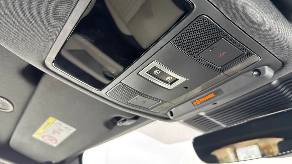 2022-land-rover-discovery-sport-20-d200-r-dynamic-se-big-20