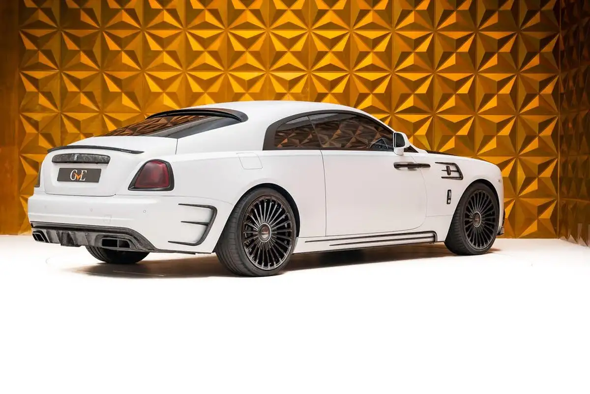 2024-rolls-royce-wraith-66-big-8