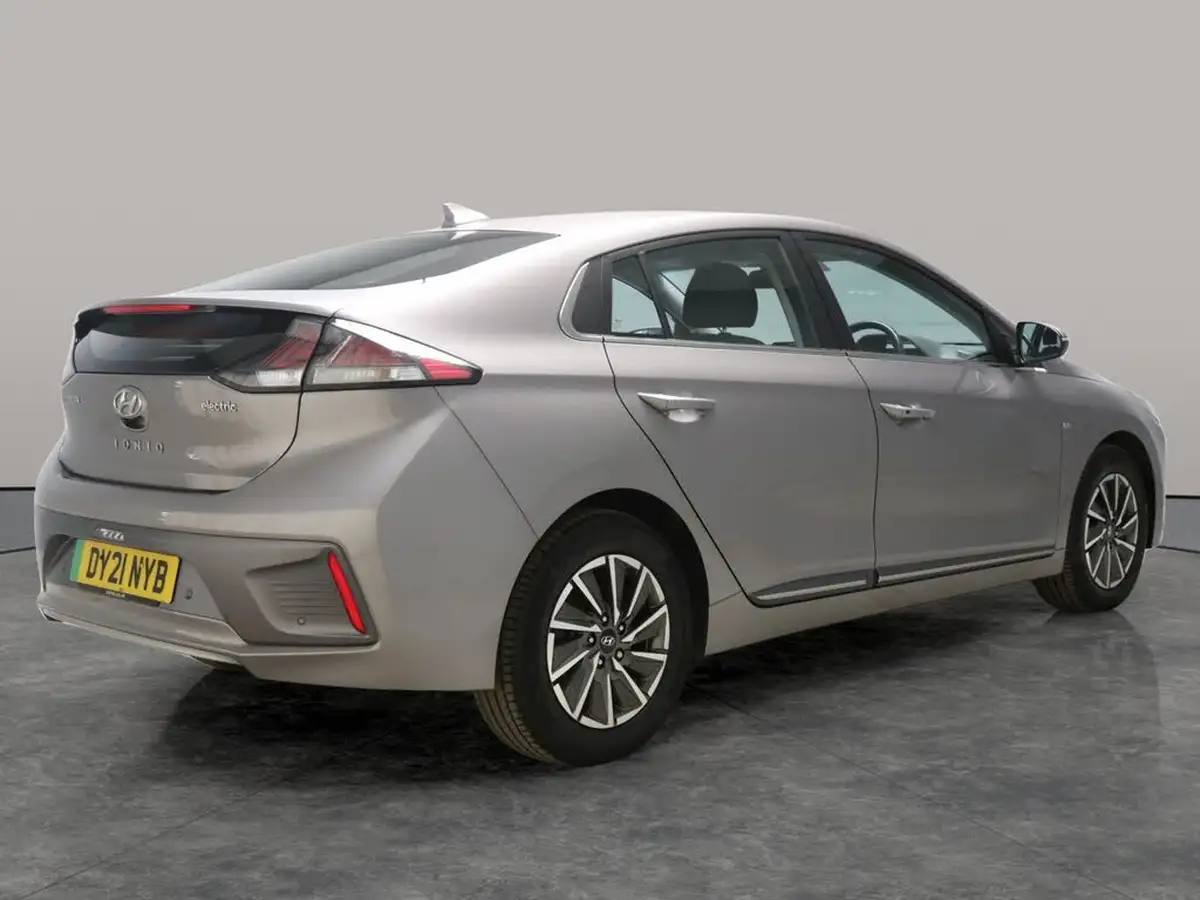 2021-hyundai-ioniq-e-premium-electric-100kw-big-11