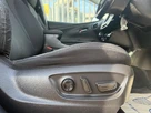 2019-toyota-prius-small-27