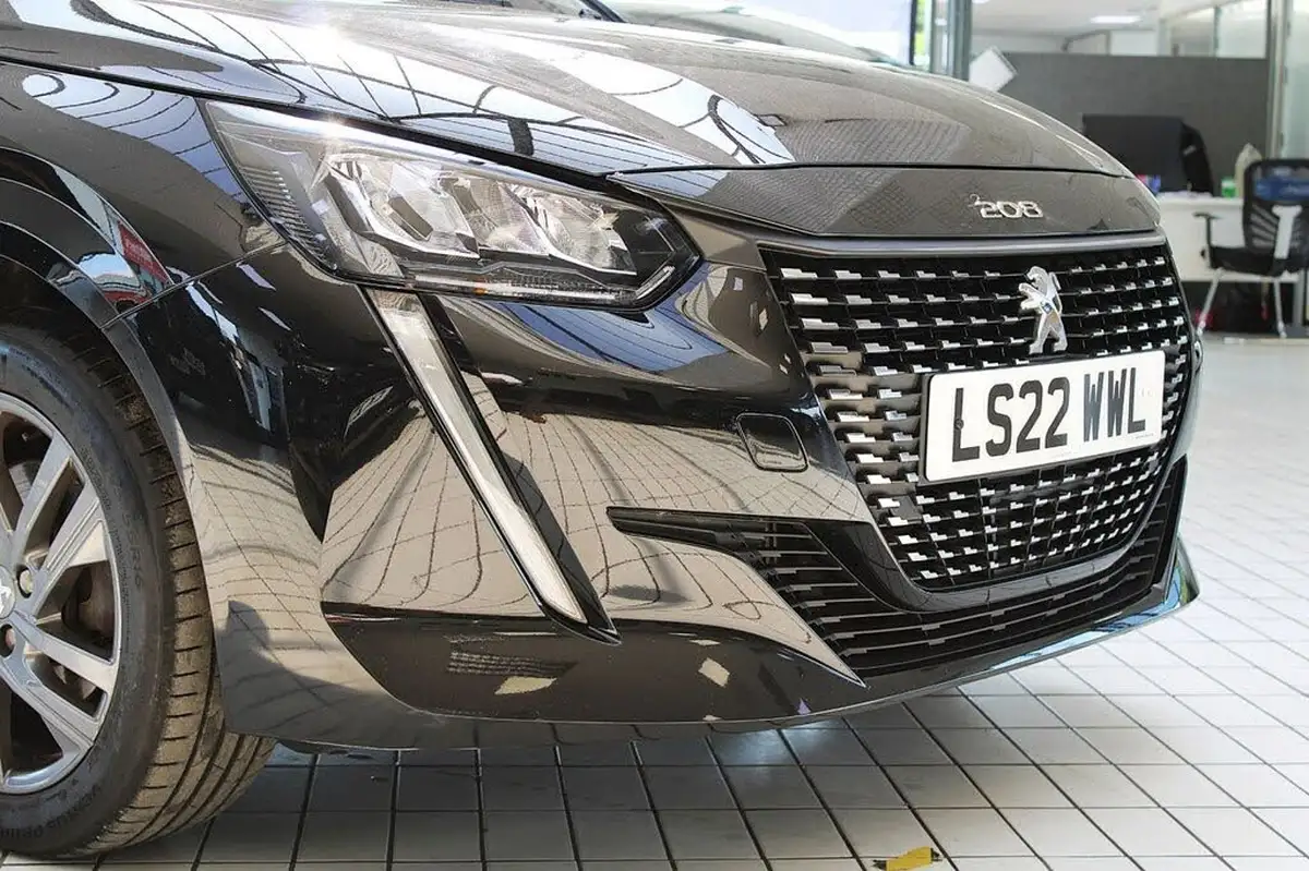 2022-peugeot-208-15-bluehdi-active-premium-big-7