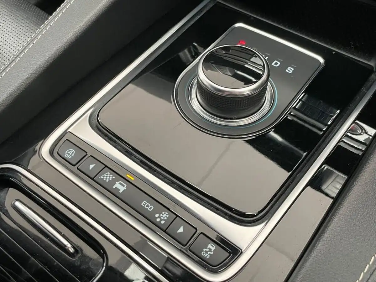 2018-jaguar-f-pace-20-i4d-r-sport-180ps-awd-auto-big-44