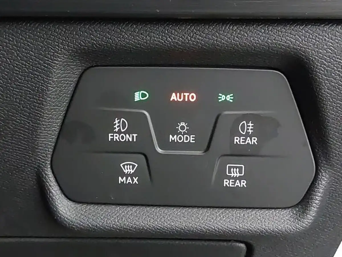 2023-cupra-formentor-14-e-hybrid-v2-big-18