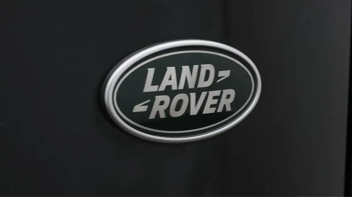 2021-land-rover-range-rover-velar-20-d200-velar-edition-big-23