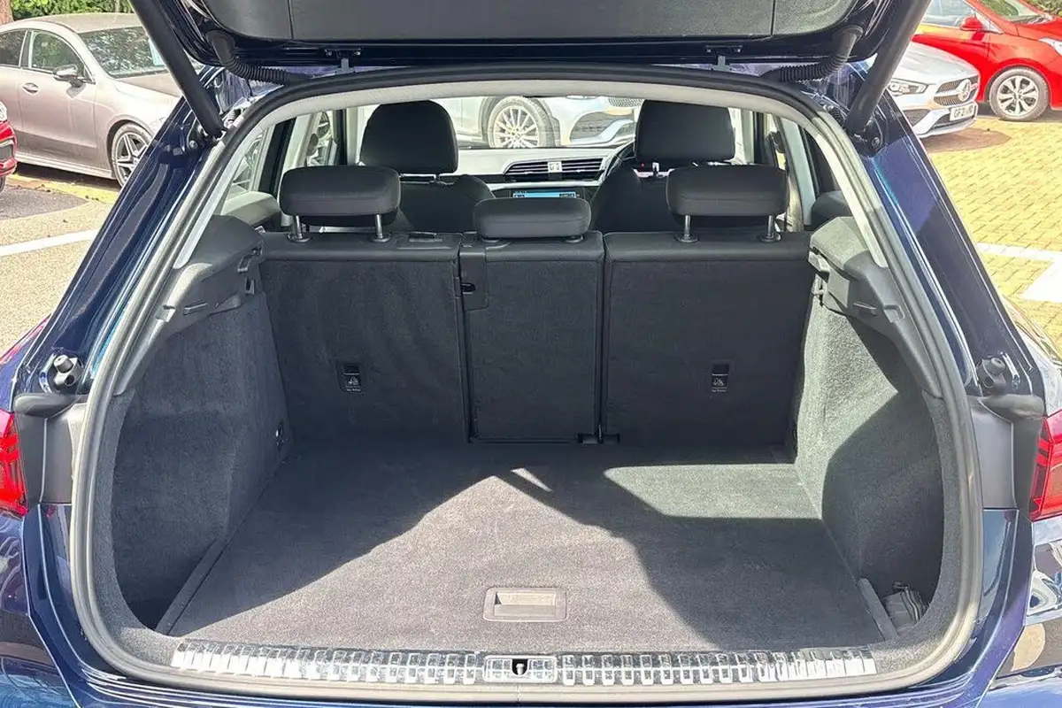 2020-audi-q3-15-35-tfsi-sport-cod-station-wagon-1498cc-big-17