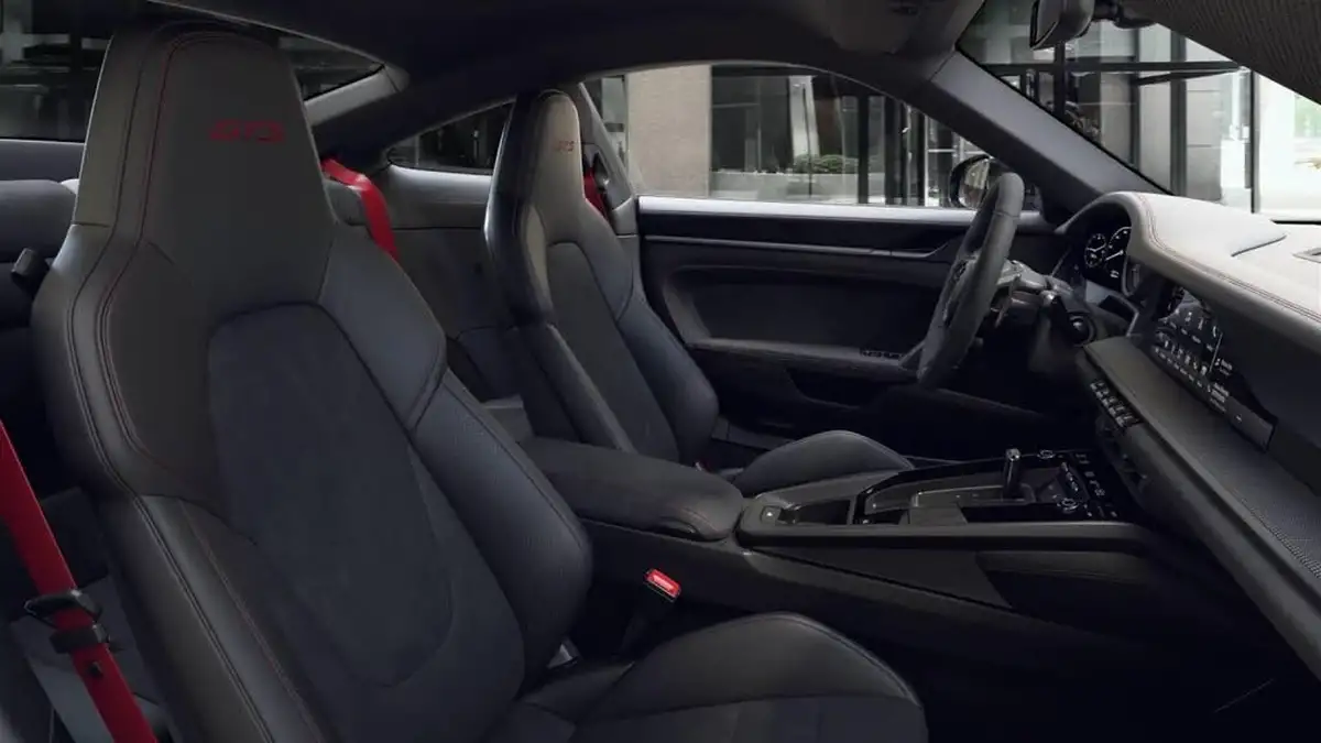 2021-porsche-911-30-carrera-4-gts-480ps-coupe-big-6