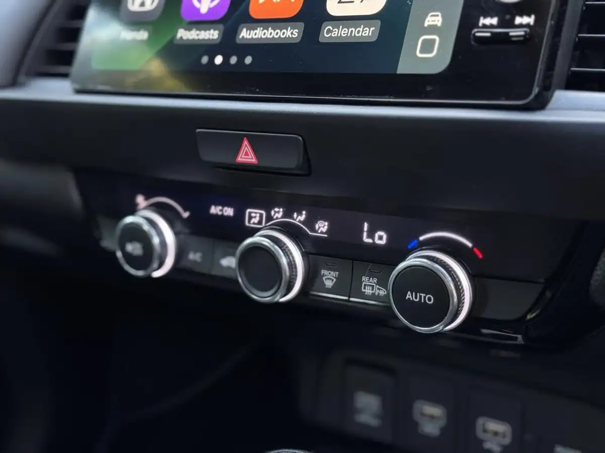 2021-honda-jazz-15-i-mmd-sr-109ps-big-11