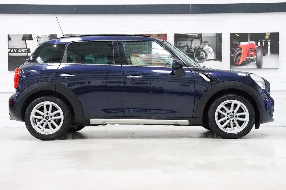 2016-mini-countryman-16td-cooper-d-ss-big-1