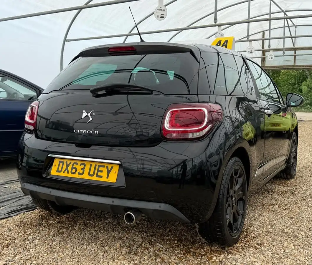 2013-citroen-ds3-16-dstyle-plus-vti-big-13