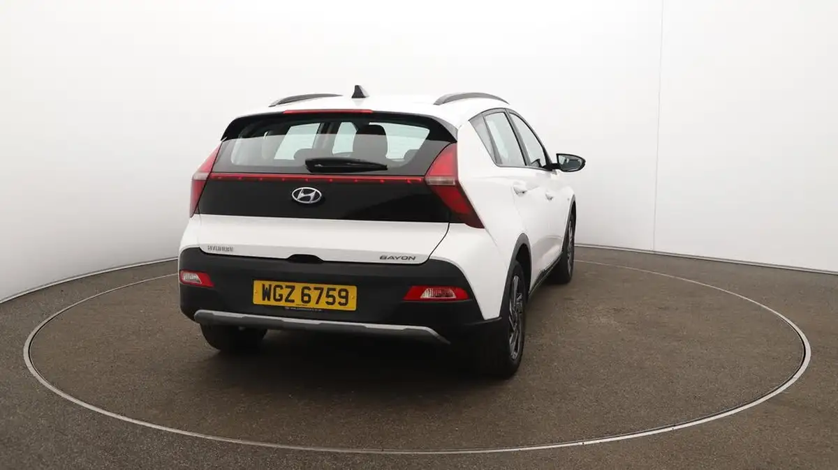 2022-hyundai-bayon-10-t-gdi-se-connect-dct-big-57