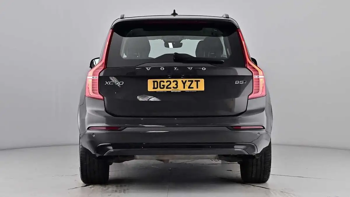 2023-volvo-xc90-20-b5-plus-big-4