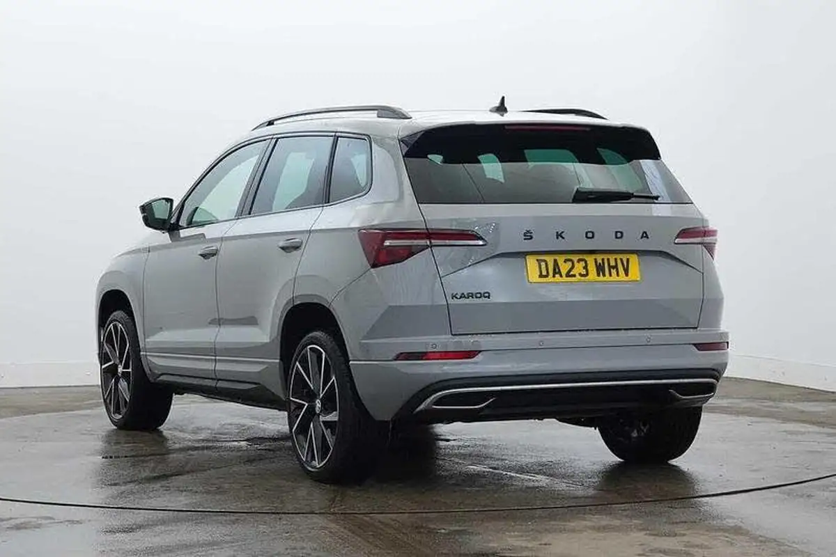 2023-skoda-karoq-15-tsi-sportline-dsg-big-2
