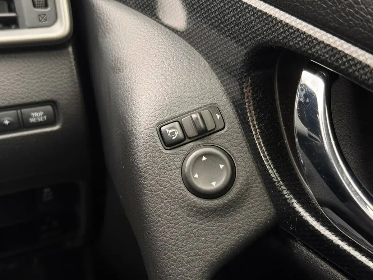 2015-nissan-x-trail-16dci-n-tec-4x4-ss-big-23