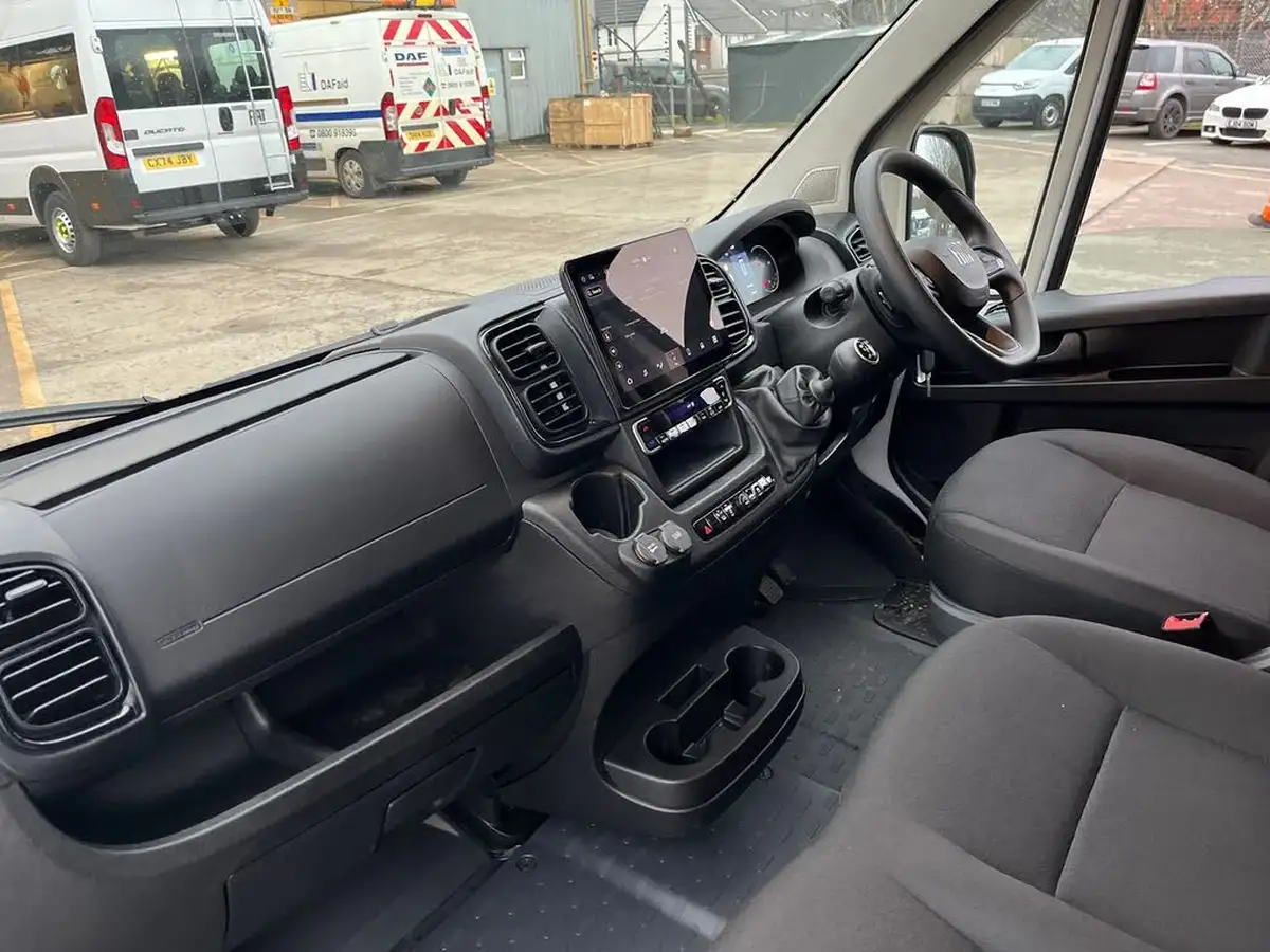 2025-fiat-ducato-22td-35-l3h2-eu6e-panel-big-8