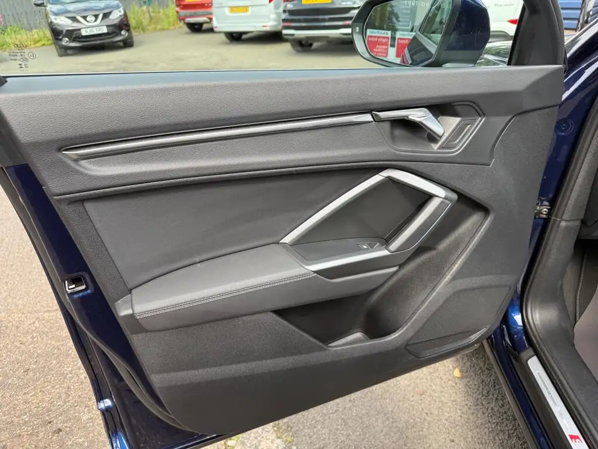 2024-audi-q3-15-35-tfsi-s-line-station-wagon-big-36