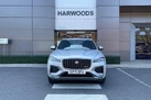 2021-jaguar-f-pace-small-14