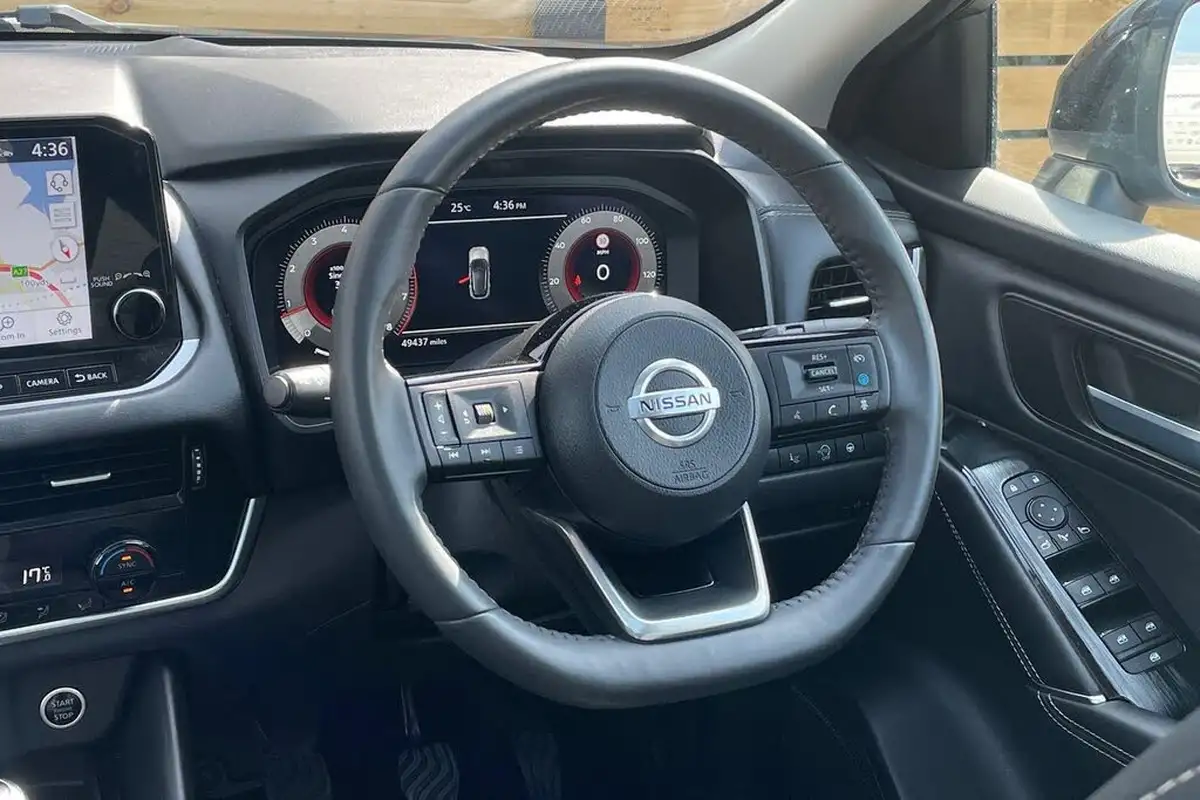 2021-nissan-qashqai-13-dig-t-premiere-edition-140ps-big-33