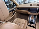 2016-porsche-macan-20-small-36