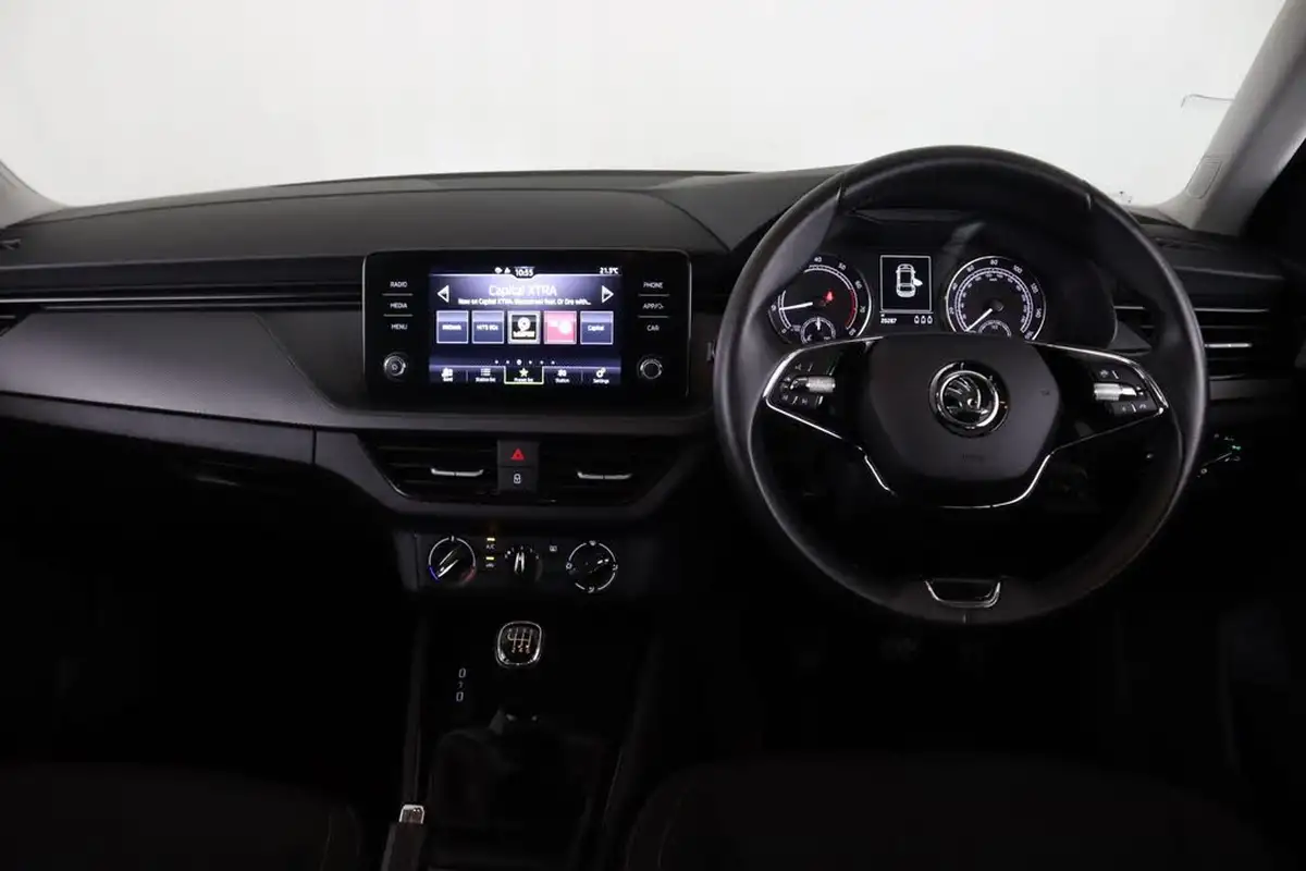 2023-skoda-scala-15-tsi-se-big-13