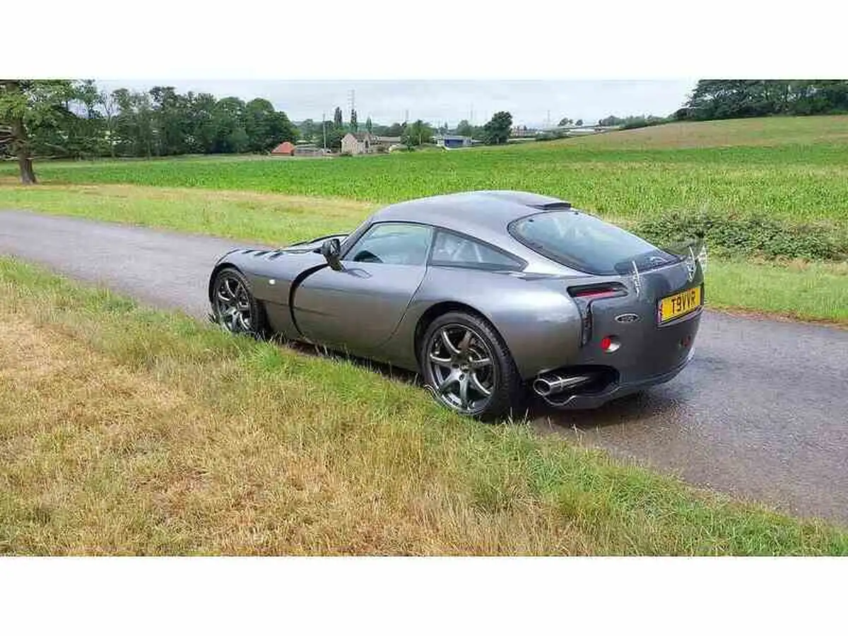 2005-tvr-sagaris-40-big-20