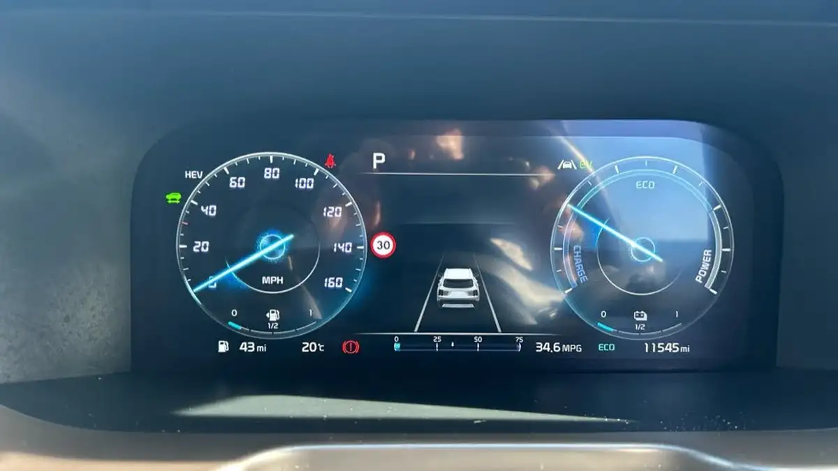 2023-kia-sorento-16-t-gdi-4-261bhp-phev-big-6