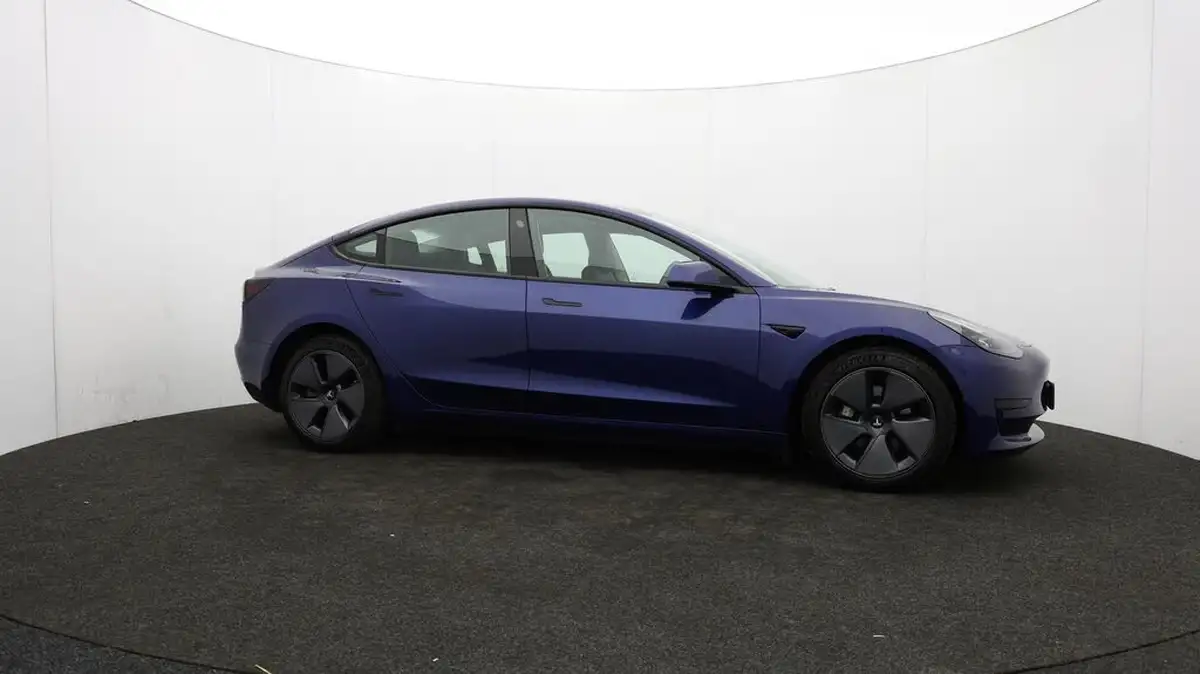 2021-tesla-model-3-e-standard-plus-big-31