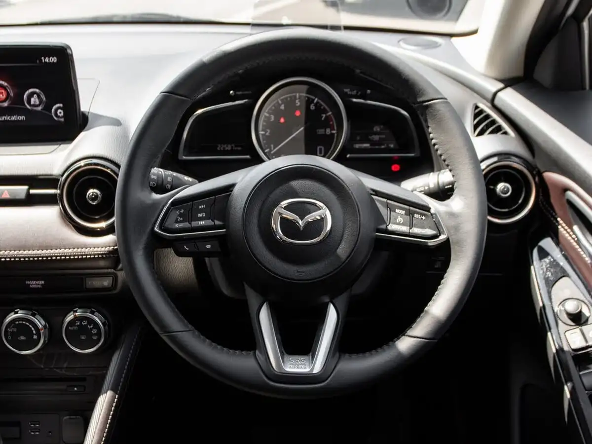 2019-mazda-mazda2-15-gt-sport-nav-115ps-big-21