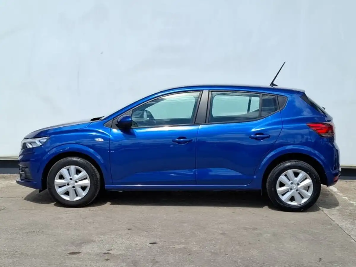 2022-dacia-sandero-10-tce-comfort-90bhp-big-3
