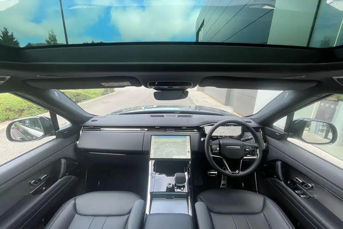 2025-land-rover-range-rover-sport-30-d250-edition-big-2