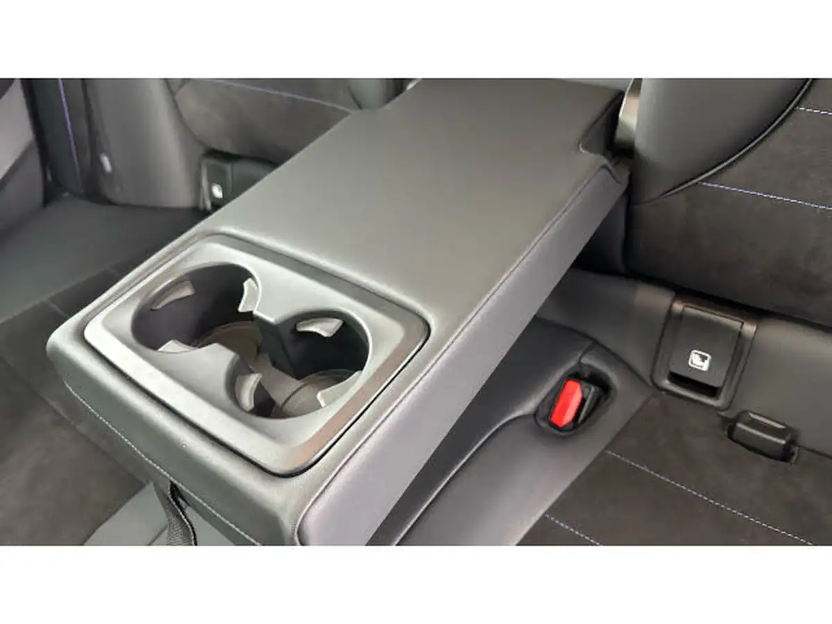 2025-bmw-2-series-20-m235i-xdrive-296bhp-big-48