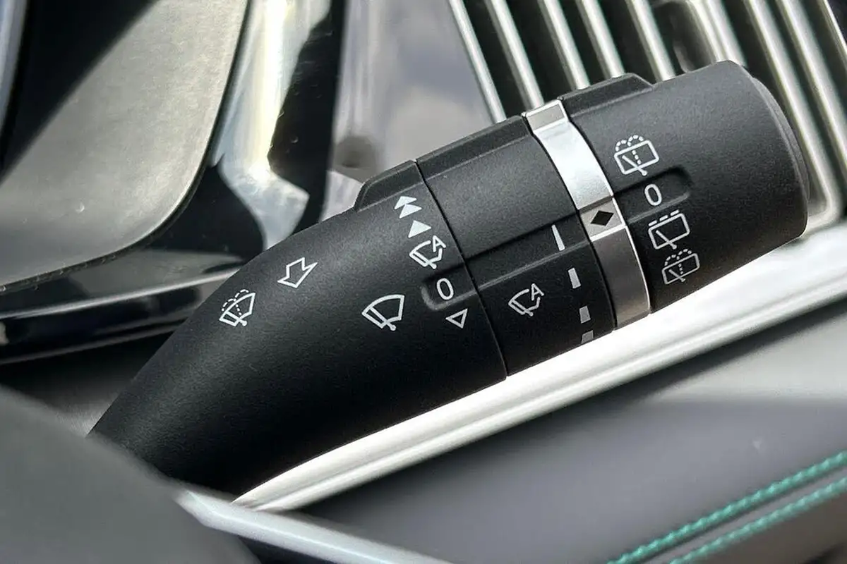 2025-byd-seal-15-boost-big-66