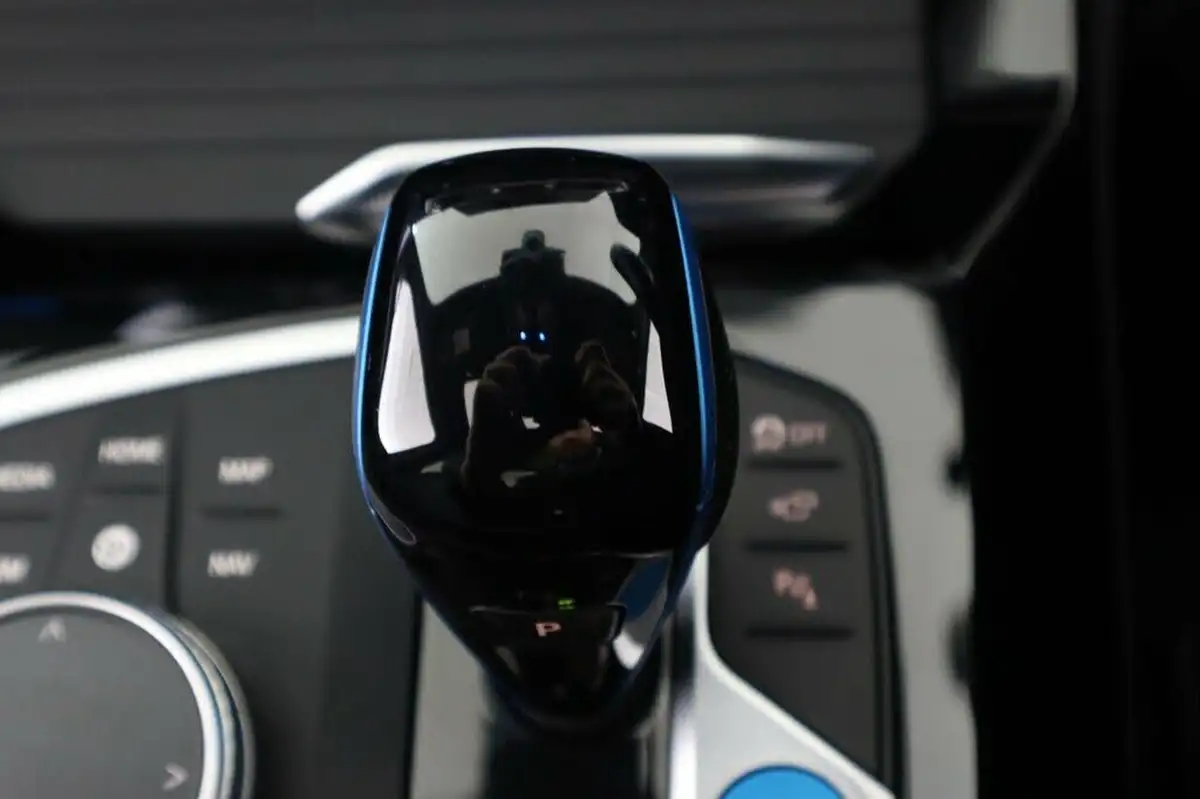 2022-bmw-ix3-e-m-sport-pro-big-24