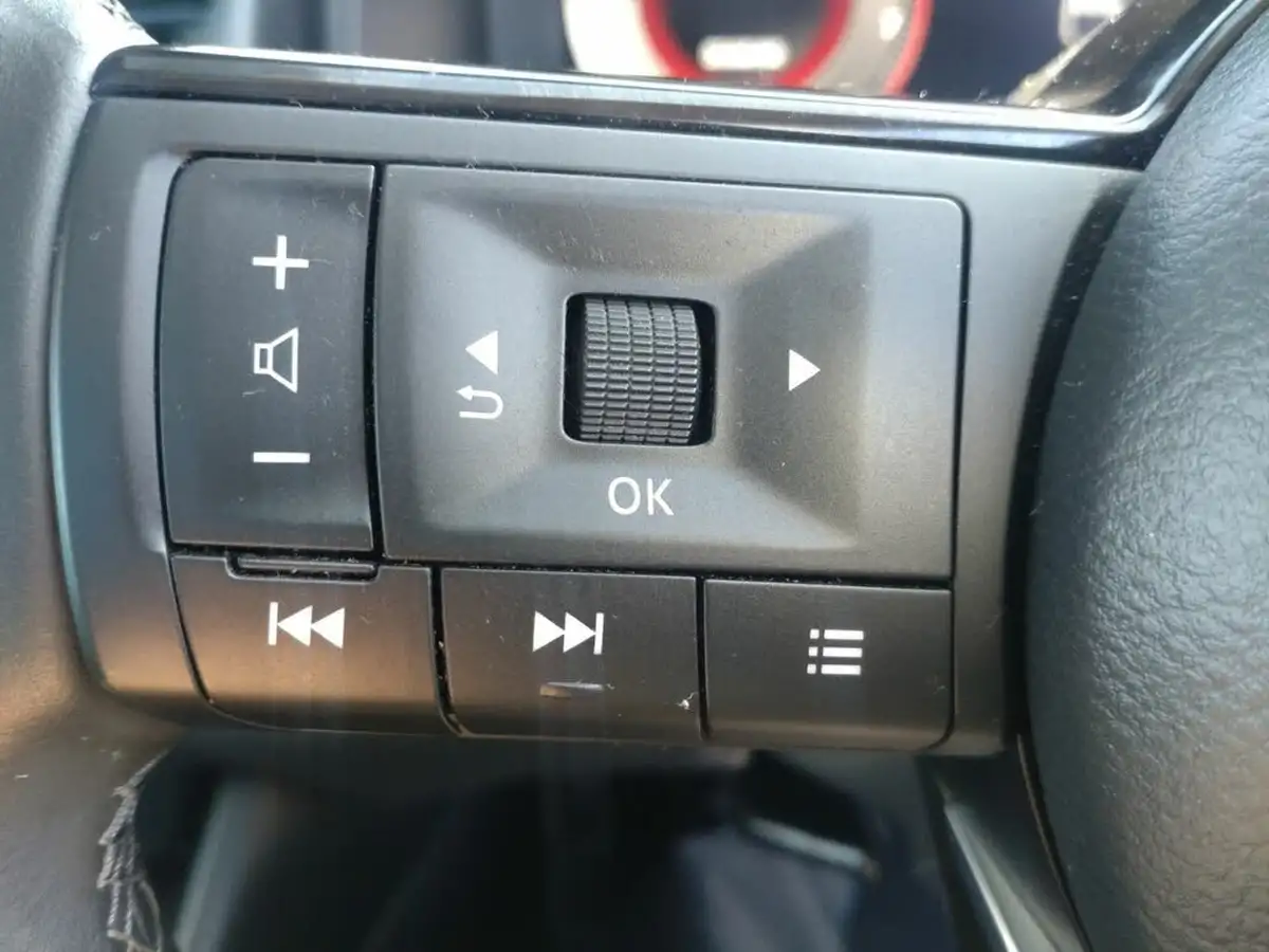 2022-nissan-qashqai-13-dig-t-n-connecta-140ps-big-15