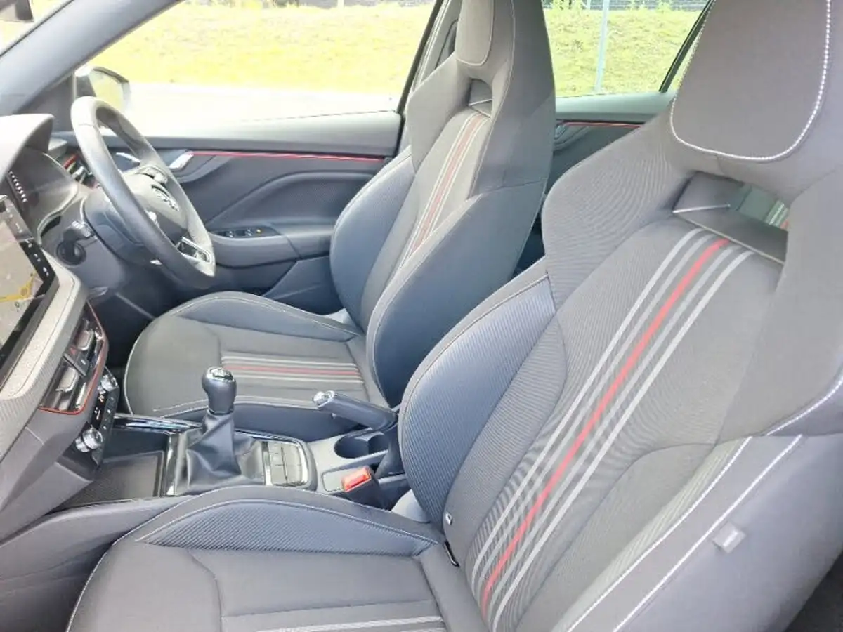 2024-skoda-kamiq-10-tsi-monte-carlo-116ps-big-4