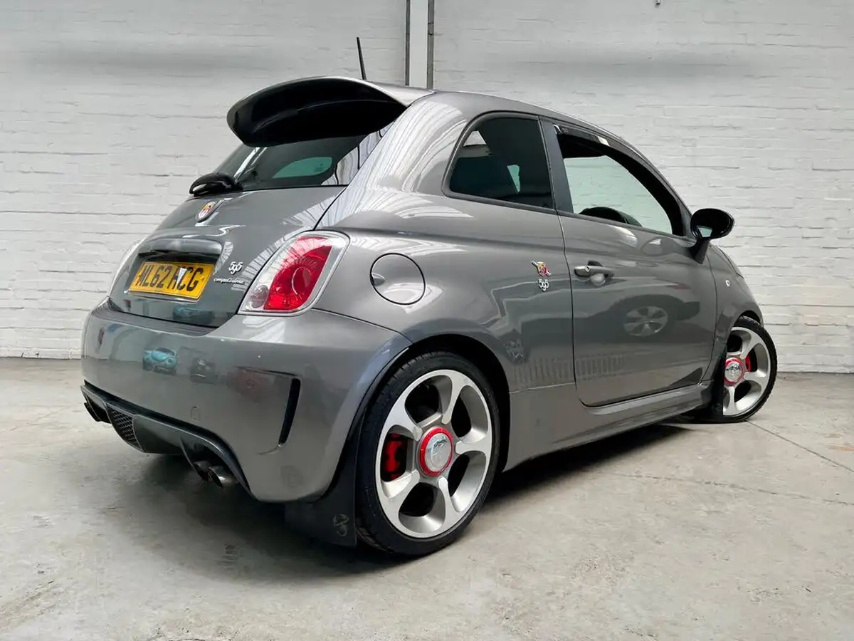 2012-abarth-595-big-7