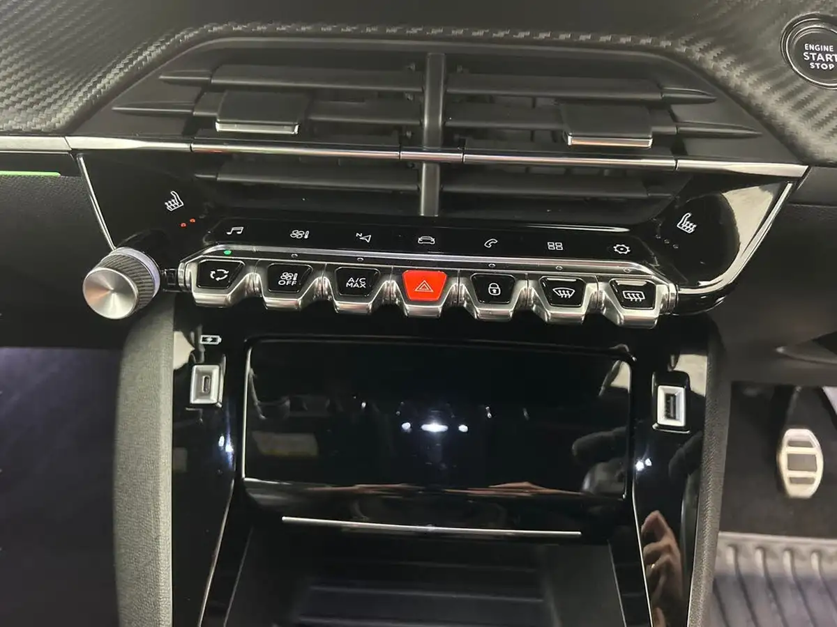 2022-peugeot-2008-suv-12-puretech-gt-big-29