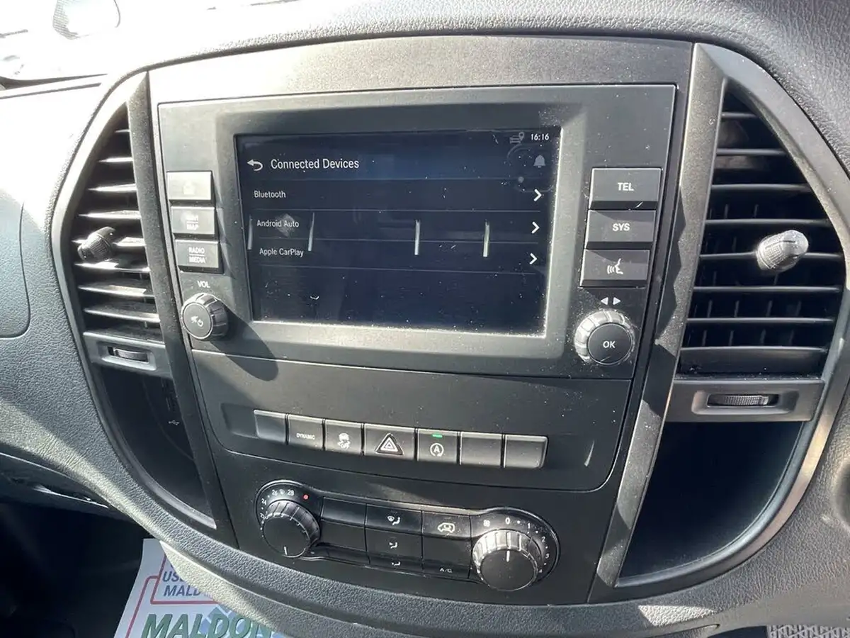 2021-mercedes-benz-vito-20cdi-114-progressive-l2-134bhpeu6dt-panel-1749cc-9g-tronic-big-13