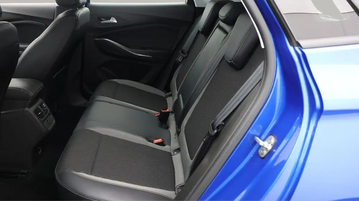2020-vauxhall-grandland-x-12-business-edition-nav-auto-big-16