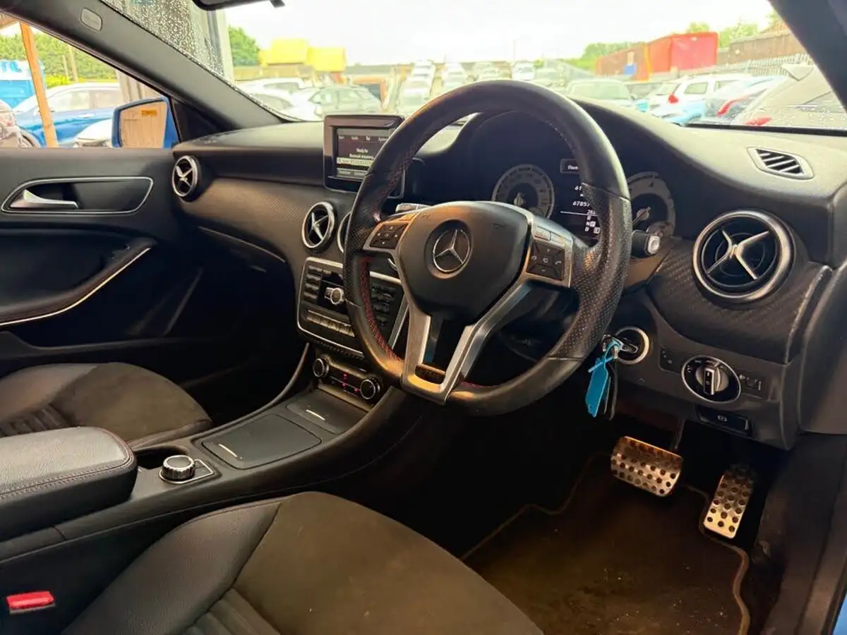 2013-mercedes-benz-a-class-21cdi-a220-amg-sport-170ps-blue-f-big-23