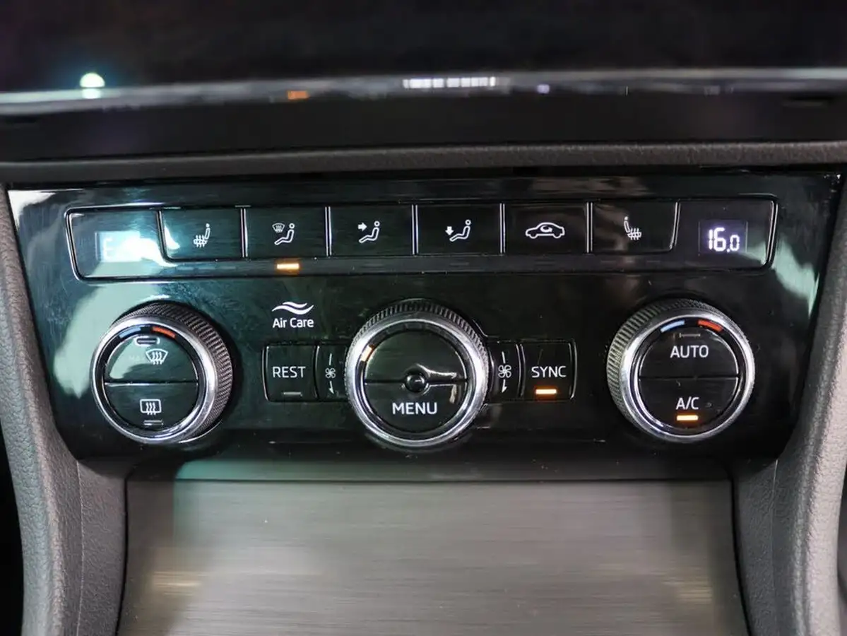 2021-skoda-superb-14-tsi-se-l-hatchback-big-16