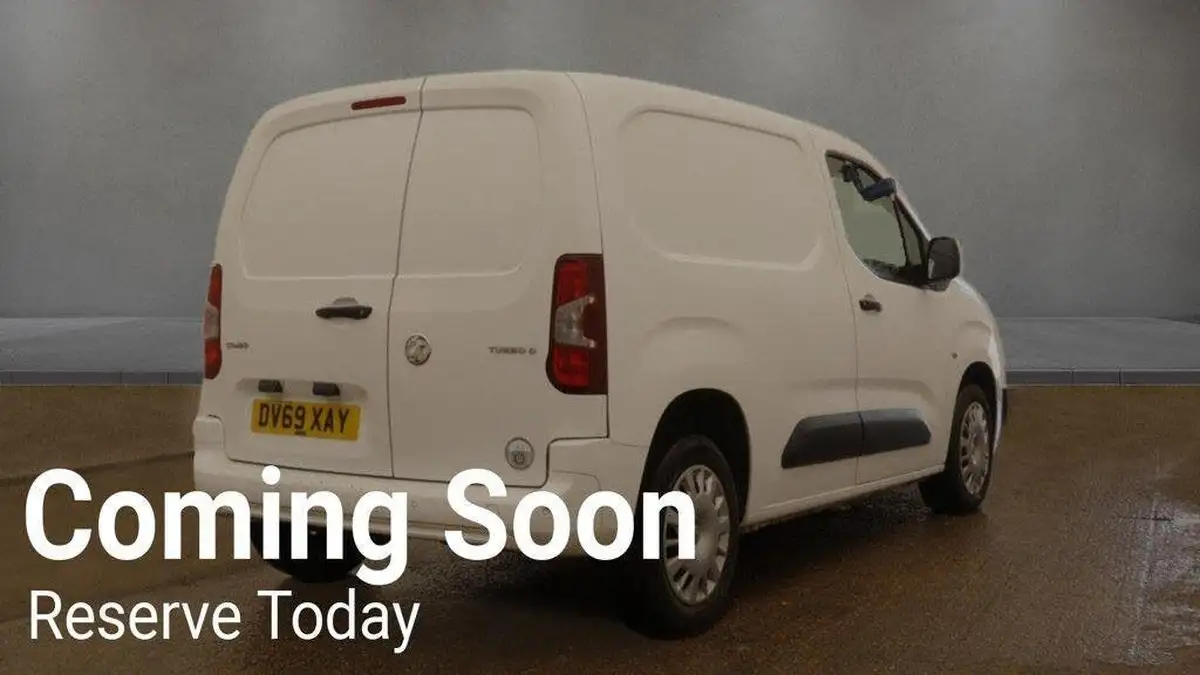 2019-vauxhall-combo-15cdti-sportive-2300-16v-100pseu6dt-l1h1-panel-big-12