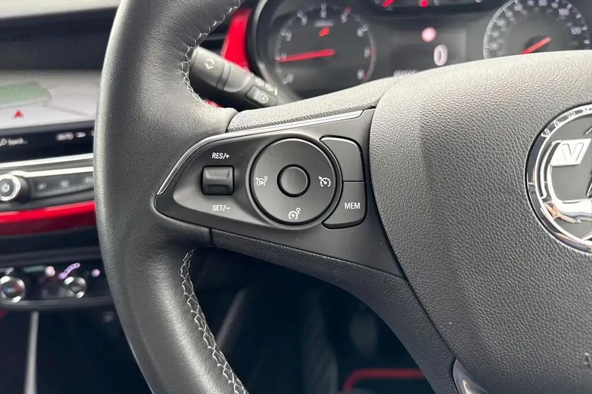 2022-vauxhall-crossland-12-gs-line-110ps-big-38