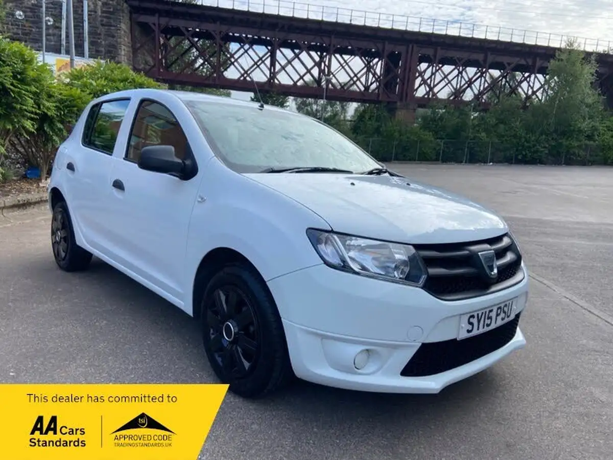 2015-dacia-sandero-12-ambiance-big-4