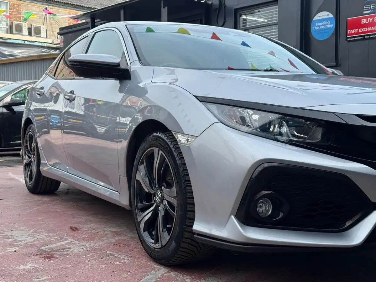 2017-honda-civic-10-vtec-turbo-sr-cvt-big-22
