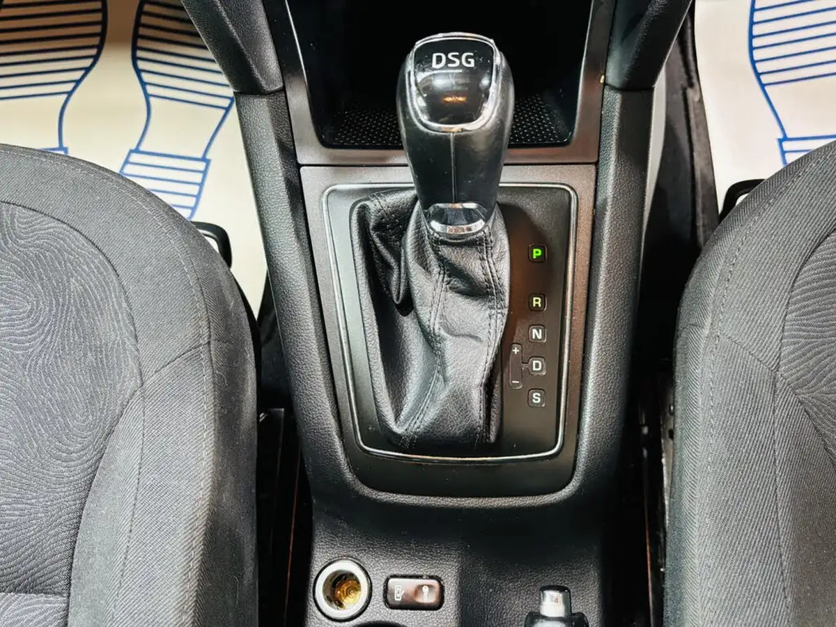 2014-skoda-yeti-12-se-dsg-big-23