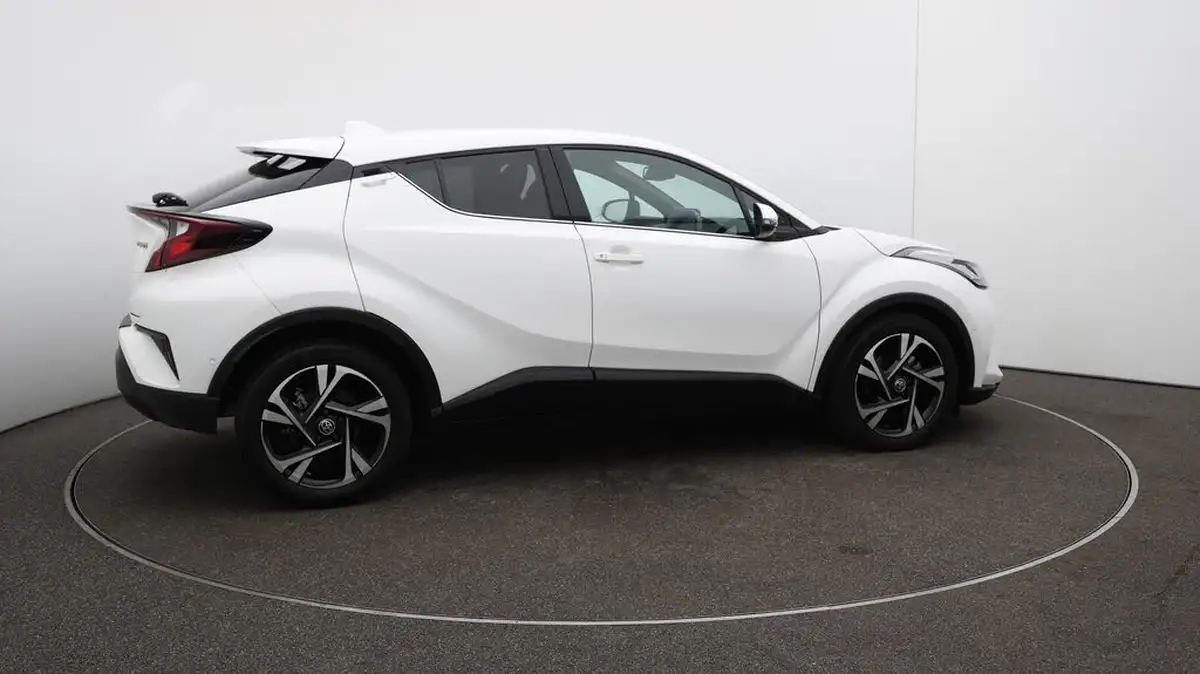 2023-toyota-c-hr-18-vvt-i-design-120bhp-big-50